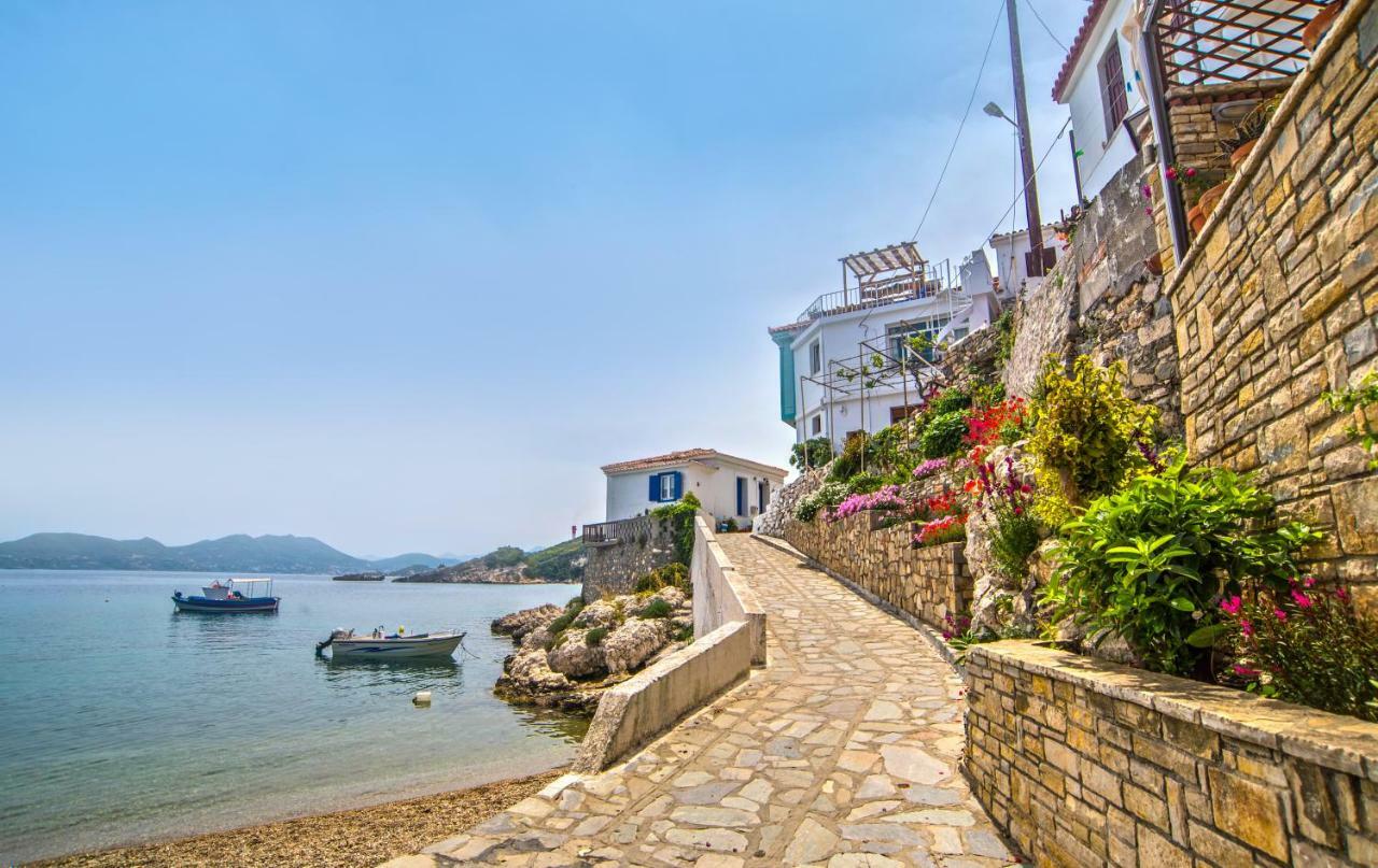 Eftopia Beachfront * Kokkari